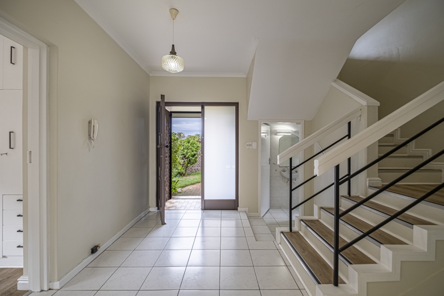 4 Bedroom Property for Sale in Summerstrand Eastern Cape